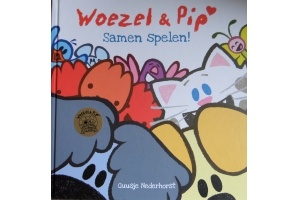 voorleesboek samen spelen woezel en pip