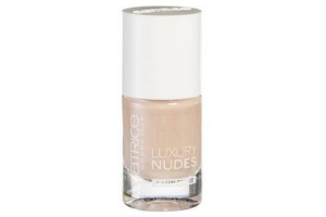 catrice luxury nudes 09 dreamin bohemian nagellak