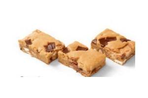 sweet street desserts toffee crunch blondie