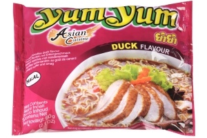 yum yum duck flavour instant noodles