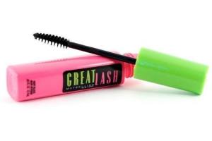 maybelline mascara mua