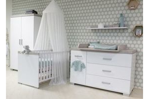 berlijn babykamer ledikant commode hanglegkast