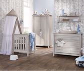 malaga babykamer ledikant commode hanglegkast