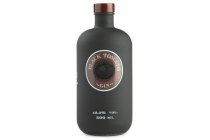 black tomato gin