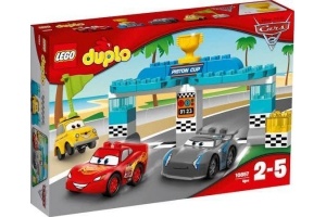 lego juniors disney cars piston cup race