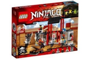 lego ninjago 70591 ontspanning uit de kryptarium gevangenis