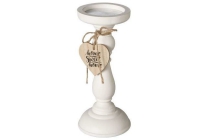 houten kandelaar met hartvormige houten hanger