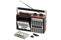 vintage radio met cassettedeck