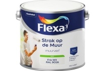 flexa strak op de muur mat fris wit