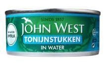 tonijnstukken in water