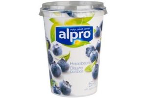 alpro soya yoghurtvariate blauwe bes