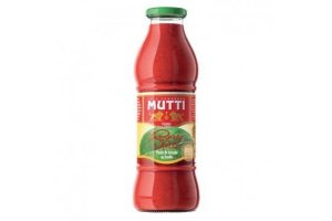 mutti passata gezeefde tomaten basilicum