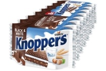 knoppers black en white