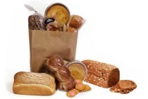 tas met heerlijk brood en banket