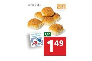 ambachtelijke witte sesambollen
