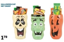 halloween cup met snoep