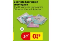 geprinte kaarten en enveloppen