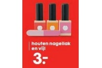 houten nagellak en vijl