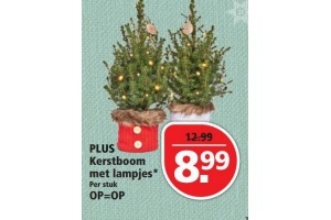 plus kerstboom met lampjes