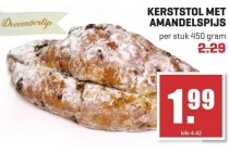 kerststol met amandelspijs