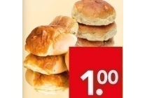 suikerbollen of kaas uienbroodjes