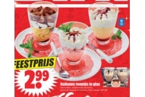 italiaans roomijs in glas