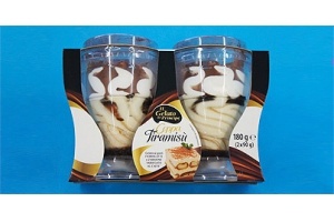italiaans roomijs in glas