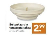 buitenkaars in terracotta schaal