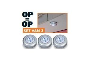 pushlamp met 3 led lampjes en euro 1 98