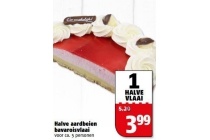 halve aardbeien bavaroisvlaai