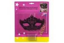 masker met glitterstickers