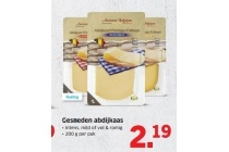 gesneden abdijkaas