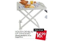houten dienblad op standaard