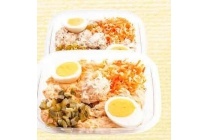 delicio rundvlees of zalmsalade