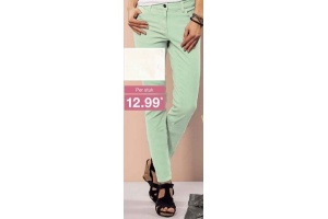 gekleurde jeans