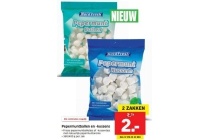 pepermuntballen en kussens