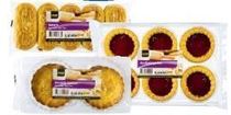 coop aardbeiengebak vruchtengebakjes roomboter carree kano s appelsterren of gevulde koeken