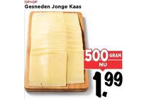 gesneden jonge kaas