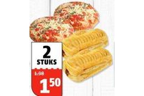 mini pizza s of frikandelbroodje