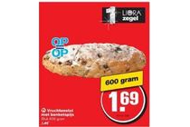 vruchtenstol met banketspijs