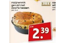 rozijnenmilk gevuld met zwarte bessen