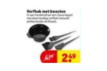 verfbak met kwasten