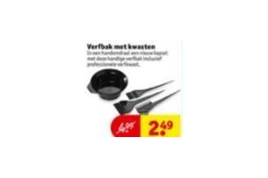 verfbak met kwasten