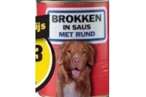 hondenbrokjes in saus met rund
