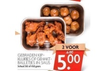 gebraden kip kluifjes of gehaktballetjes in saus