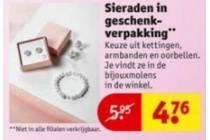 sieraden in geschenkverpakking