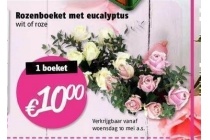 rozenboeket met eucalyptus