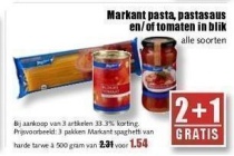 markant pasta pastasaus en of tomaten in blik