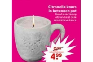 citronella kaars in betonnen pot