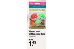 blister met kattenspeeltjes